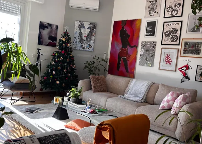 The Nest Проживание в семье *